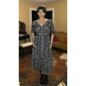 SEA NEW YORK Black White Ink-Dot Bloom Front Button Midi Dress Size 4